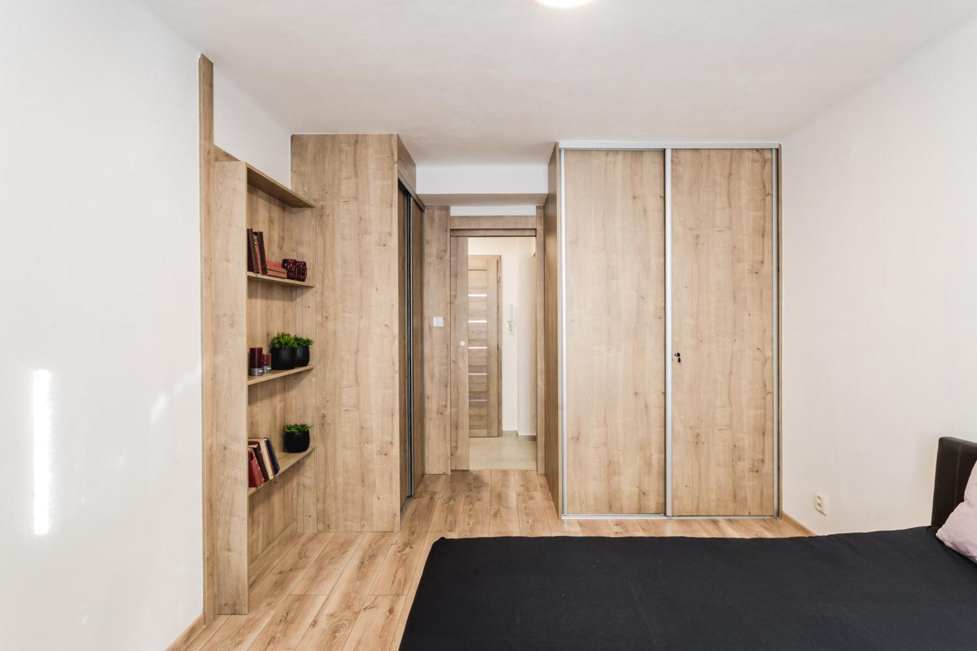 Flexihome Sk - Komenskeho - Private Parking Spot - Ultra Modern And Stylish Kosice Room photo